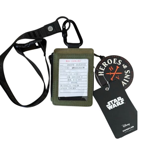 DISNEY STAR WARS HEROES & VILLIANS NWT Name badge Lanyard Wallet Keyring - Picture 1 of 7